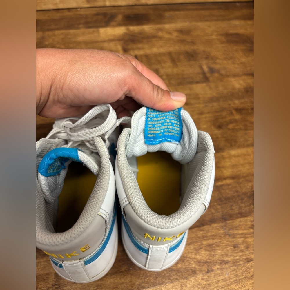 Nike Blazer Mid '77 GS White/Blue/Yellow Lifestyle Shoes Youth Size: 4:5 - Picture 5 of 6